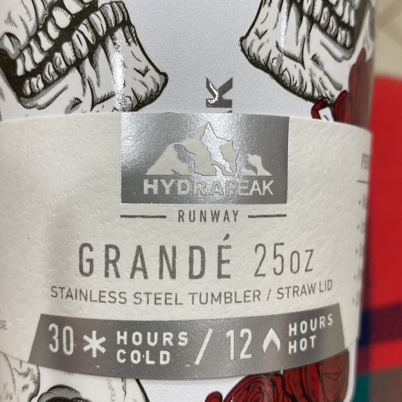 NWT.  Hydra peak, 25oz., stainless steel tumbler with straw/lid. - Picture 9 of 11